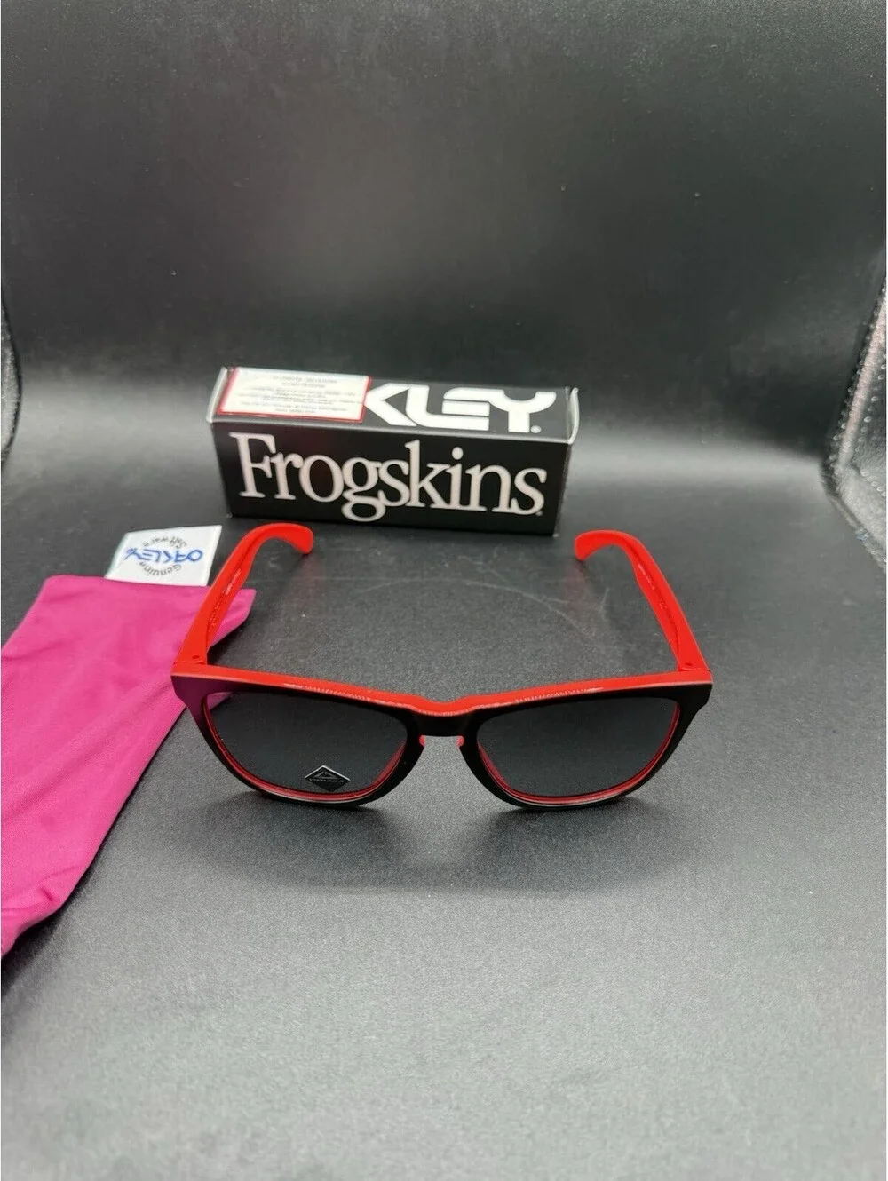 Oakley Frogskin Bright Red/Black w/Prizm Black Iridium OO9013-G255